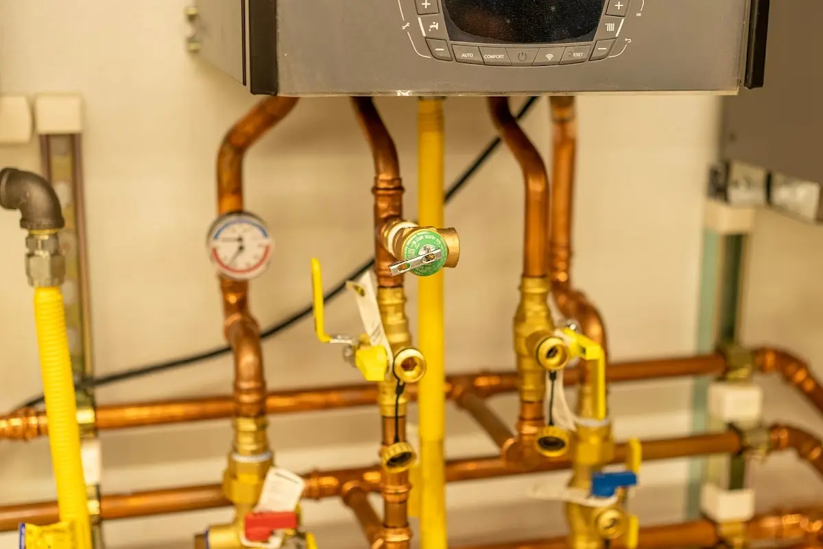 Licensed technician providing Emergency Plumbing for a homeowner in El Cerrito